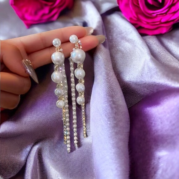 Shiny Rhinestone Faux Pearl Chain Tassel Design Dangle Earrings Elegant Style‎ - Picture 5 of 11